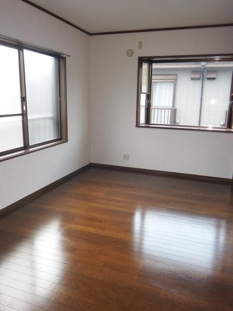 ドミール羽沢Aの物件内観写真