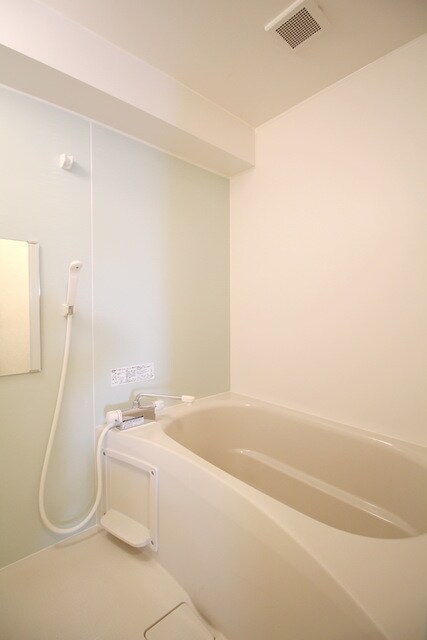 エルドメーヌ志村の物件内観写真