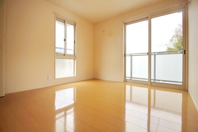 ヒルズ・カーリアAの物件内観写真