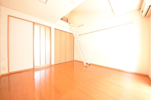 ハイム安井伍番館の物件内観写真