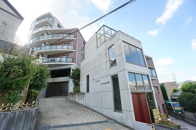 TheCenturyMiyazakidaiの物件外観写真