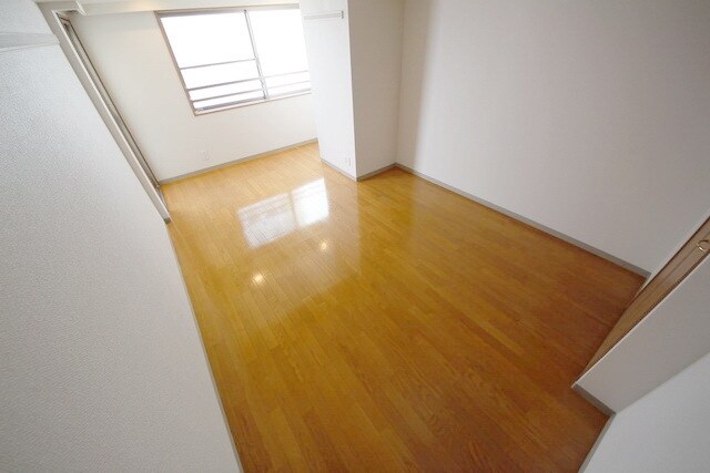 ビーヴァリー北の物件内観写真