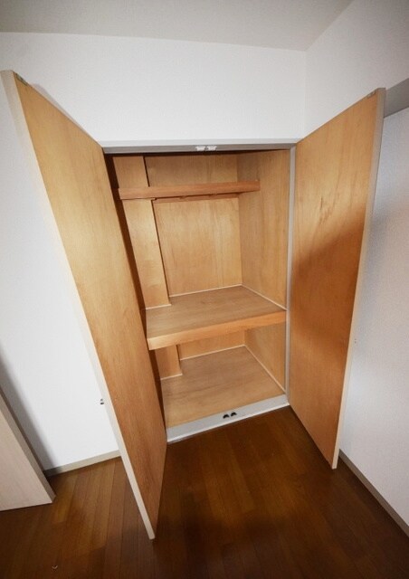 メゾンカワベの物件内観写真