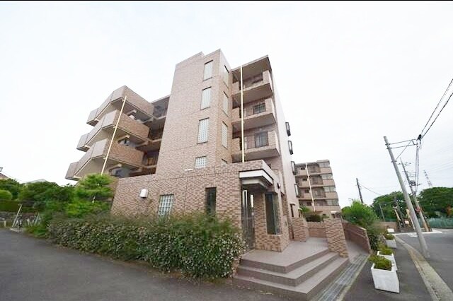 モンティクロ壱番館の物件外観写真