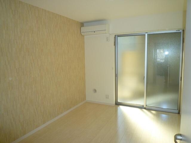 エスペランサ杉田の物件内観写真