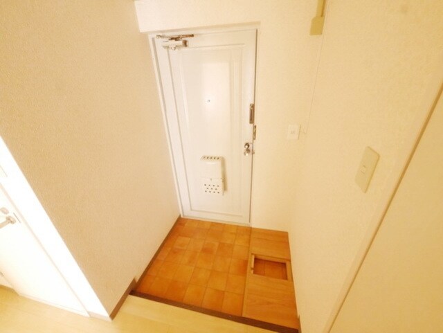 千草台谷本マンションの物件内観写真