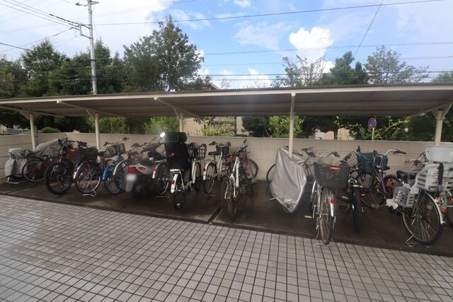 フローラル霧が丘の物件内観写真