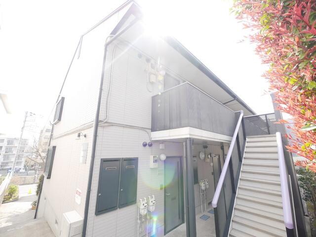 メゾンドシャルポンティエ2の物件外観写真