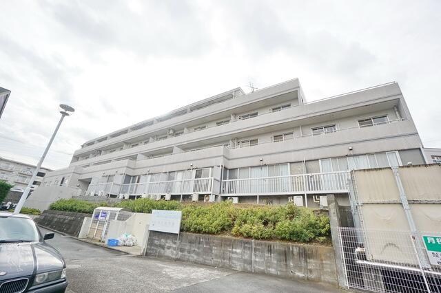 メゾン・ド・ヴィレ鷺沼の物件外観写真