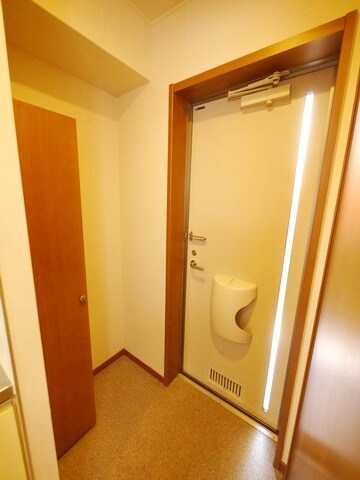 セレーヌ仲町台Aの物件内観写真