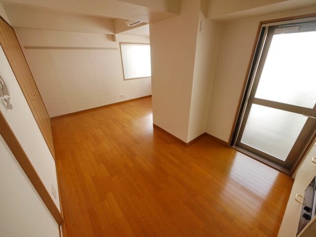 ビーヴァリー北の物件内観写真