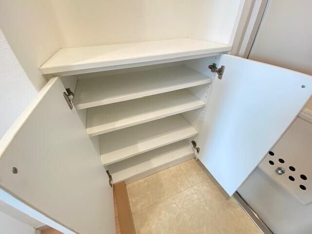 ホワイトレジデンス鷺沼の物件内観写真