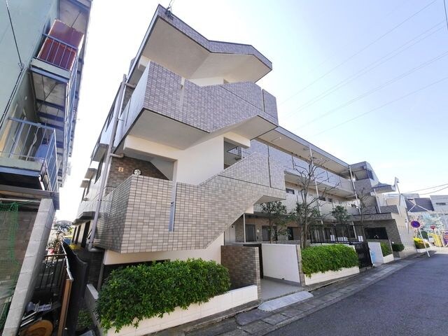 ローズ宮崎台の物件外観写真