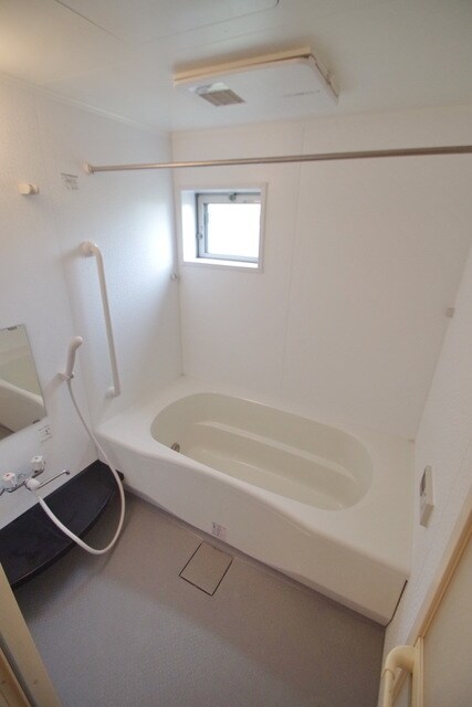 ウィングコートの物件内観写真