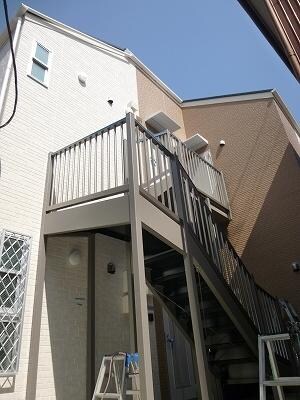 アベニーハウスの物件外観写真