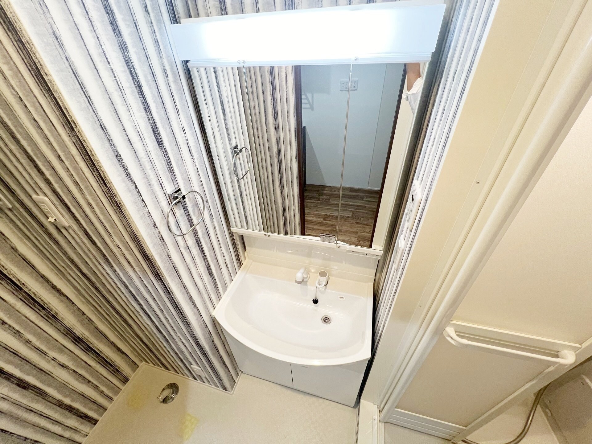 A・R横浜の物件内観写真