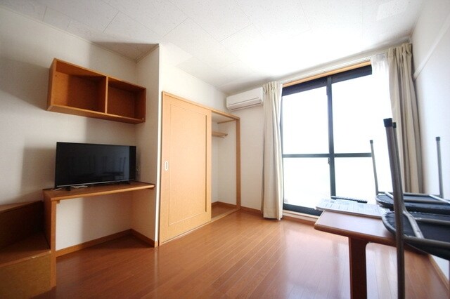 レオパレスi壱番館の物件内観写真