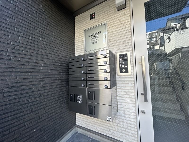 ジーメゾン綾瀬の物件内観写真