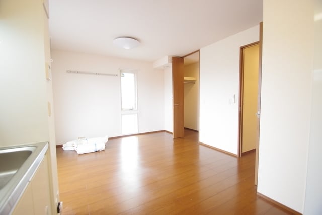 ヴィーブル草薙の物件内観写真