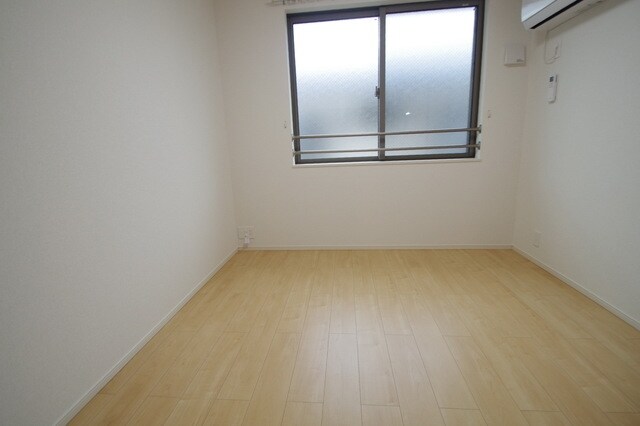 テラコッタIIIの物件内観写真