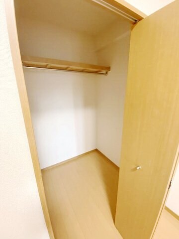 ロイヤルピジョン岩塚の物件内観写真