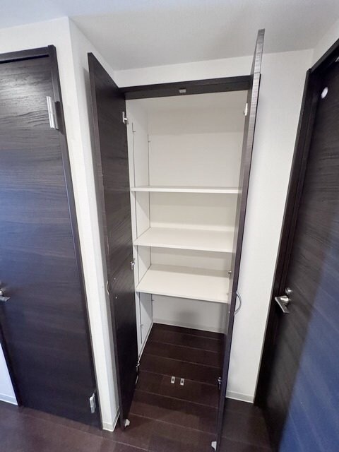 LOC’S Shonaidori(ロックスショウナイドオリ)の物件内観写真