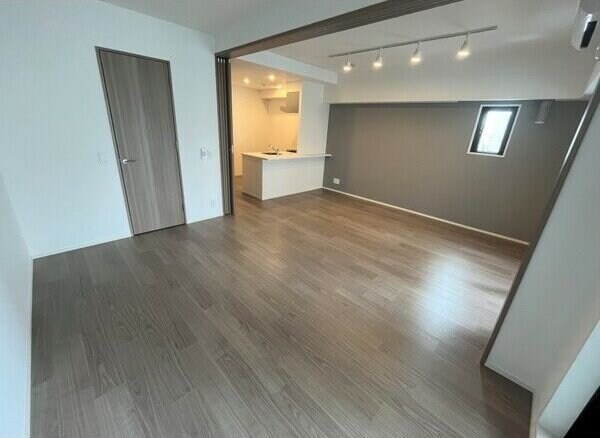 ザ・パークハビオ新栄の物件内観写真