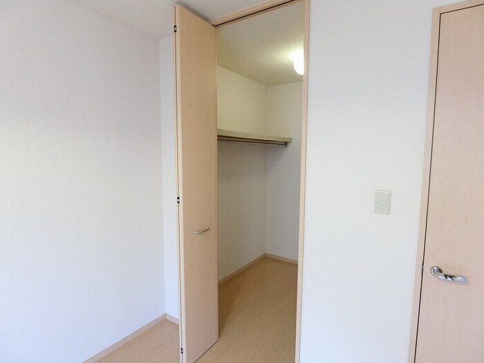 アムール・ド・メゾン V番館の物件内観写真