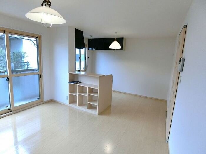 アムール・ド・メゾン V番館の物件内観写真