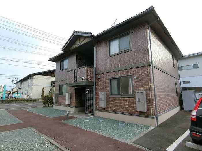 アムール・ド・メゾン V番館の物件外観写真