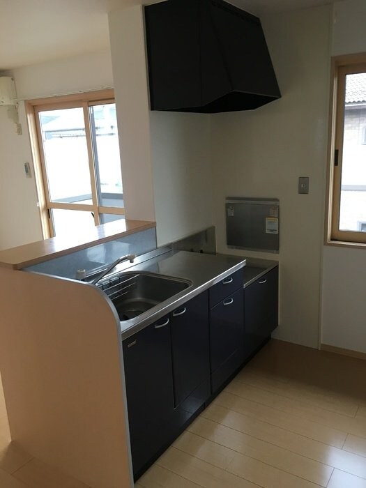 アムール・ド・メゾン II番館の物件内観写真