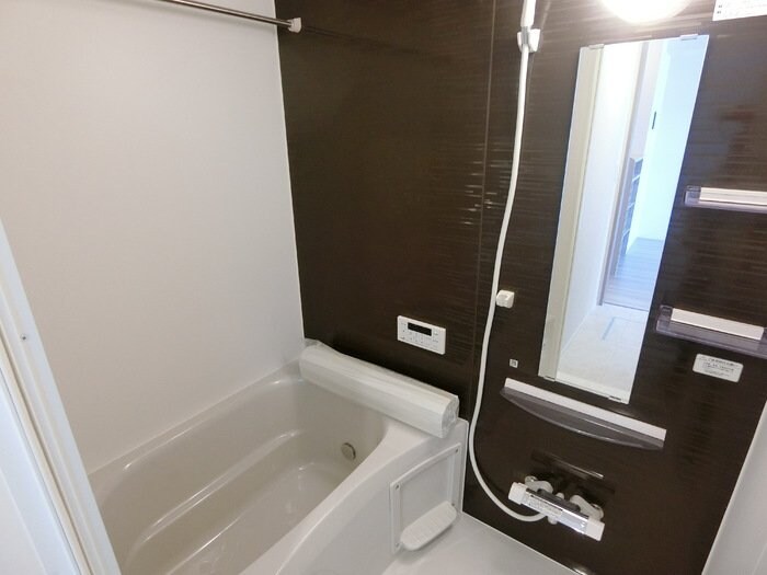 エルタスコート成田町の物件内観写真