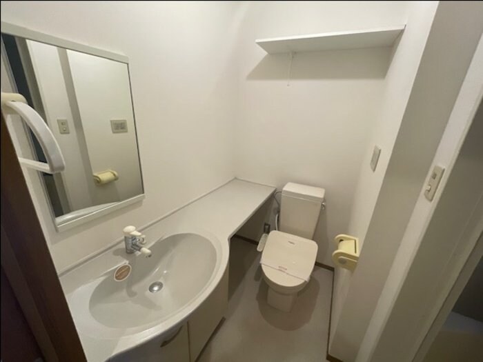 エスポアール長命の物件内観写真