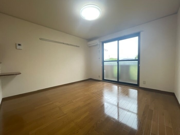 エスポアール長命の物件内観写真