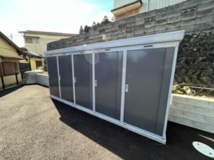 ガレージハウス東北福祉大前駅の物件内観写真