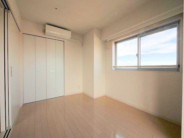 カスタリア榴ヶ岡の物件内観写真