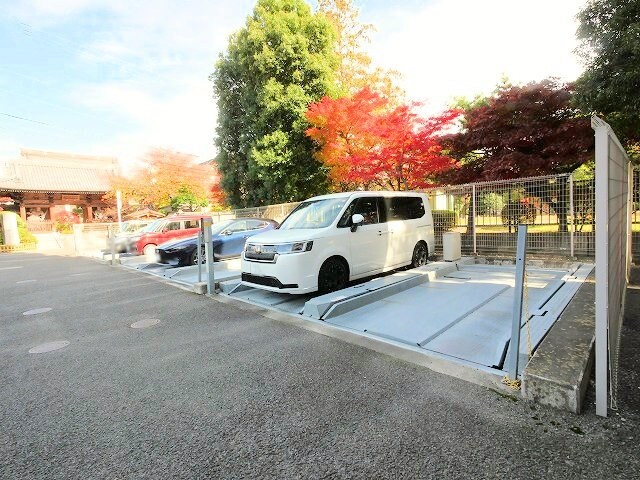 カスタリア榴ヶ岡の物件内観写真