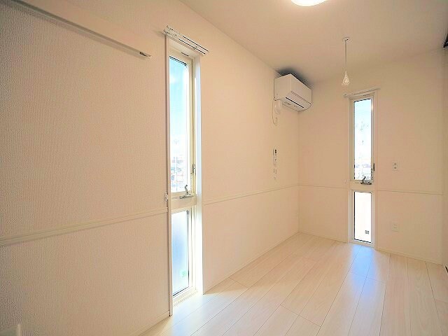 D-ROOM荒井1丁目の物件内観写真