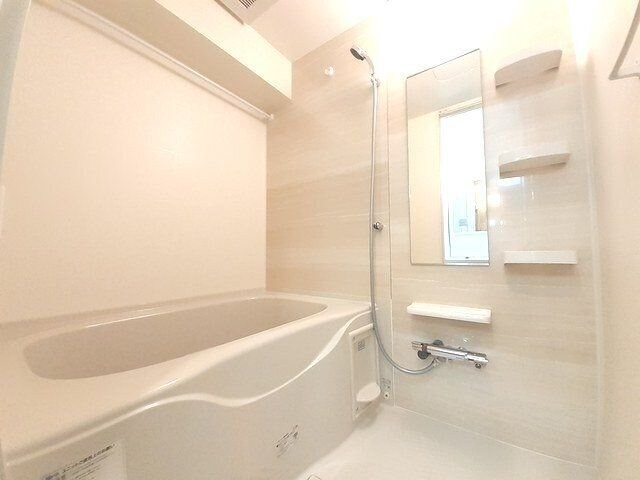 レジデンス青葉の物件内観写真