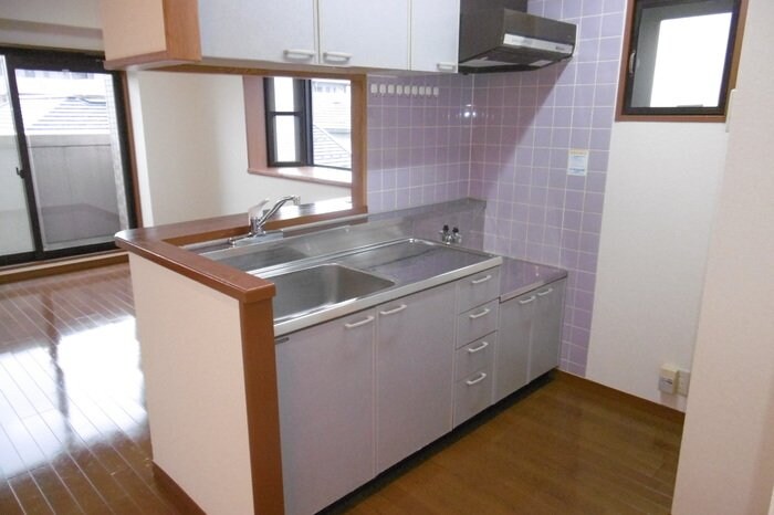 グリーンリーフ泉の物件内観写真