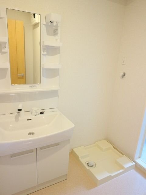 ブライト605レジデンスIIIAの物件内観写真