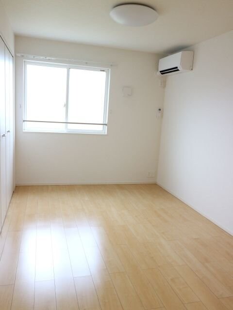 ブライト605レジデンスIIIAの物件内観写真