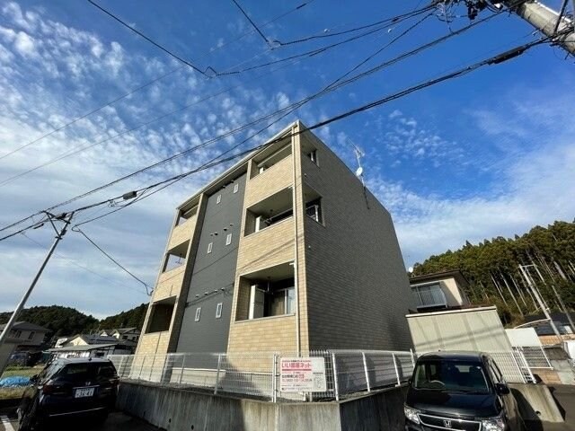 サニーエアリーハウスの物件外観写真