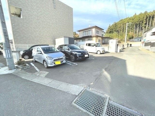 サニーエアリーハウスの物件内観写真