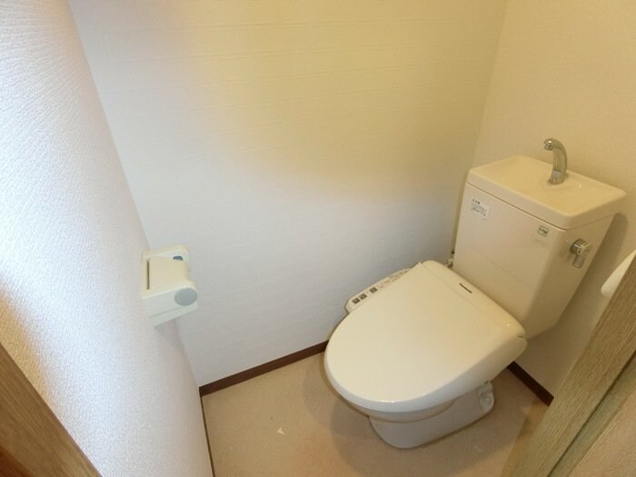 ネオシティー遠見塚の物件内観写真