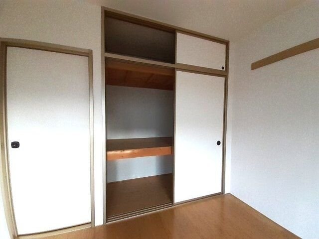 レジデンスオリーブHの物件内観写真