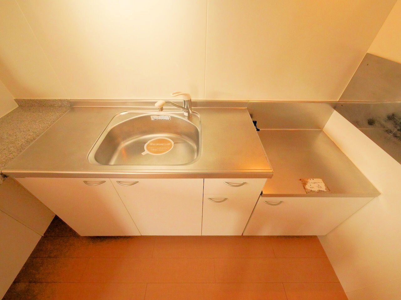 ロータス越路の物件内観写真