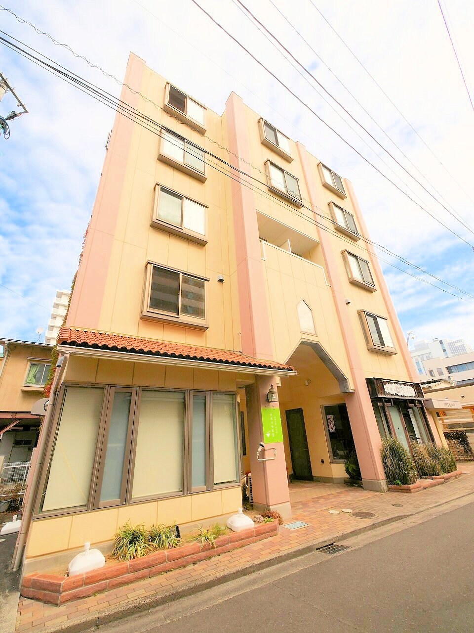 メゾンセノーテの物件外観写真