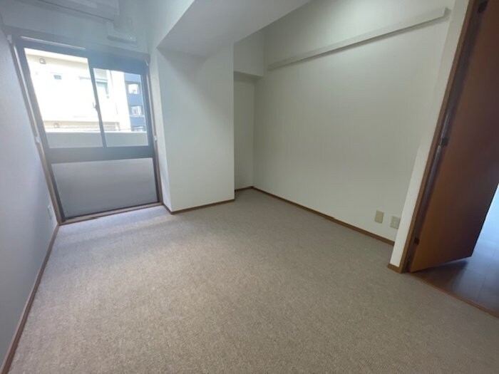 ライフガーデン泉中央の物件内観写真