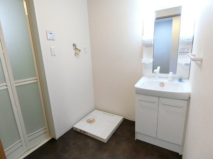 フラッツ市名坂の物件内観写真